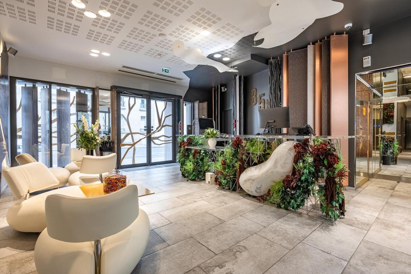 Hotel B55 Paris