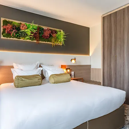 B55 Hotel 4*